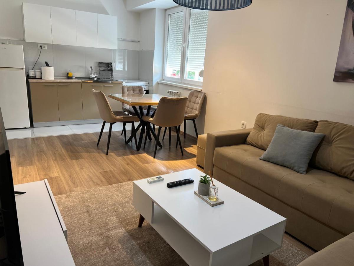 Skopje Apartments Near Central Bus Station Jk Apartments Ngoại thất bức ảnh